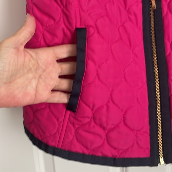 Crown & Ivy Vest - Picture 2 of 9